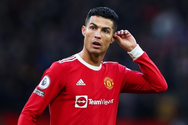 虎扑-包含切尔西带队取胜！，C罗重要时刻表现优异观众掌声雷动的词条