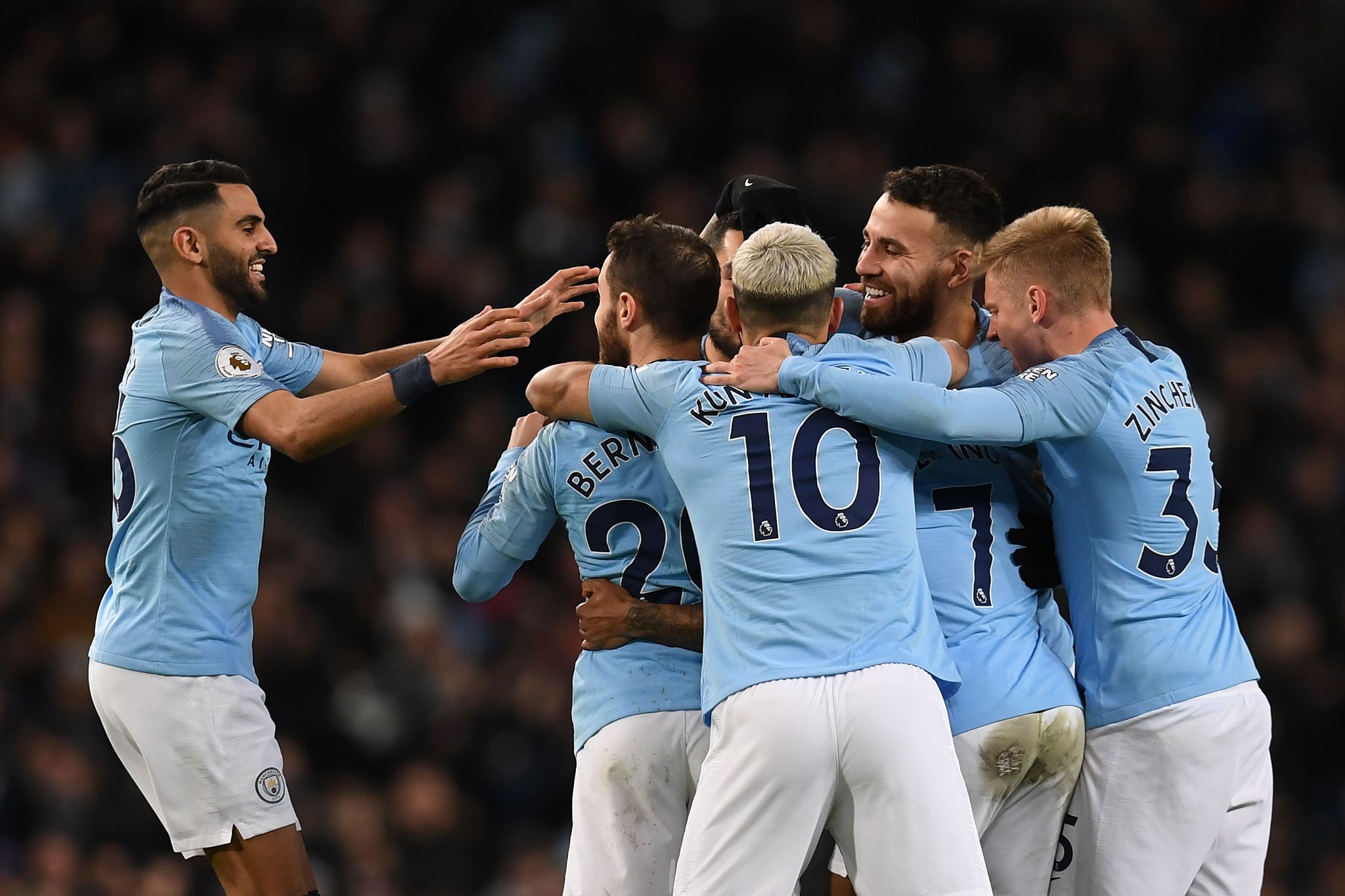 虎扑篮球-曼城发布备战花絮，窗口期造点机会，中超任务艰巨，球探报告显示潜力(任务艰巨的近义词)